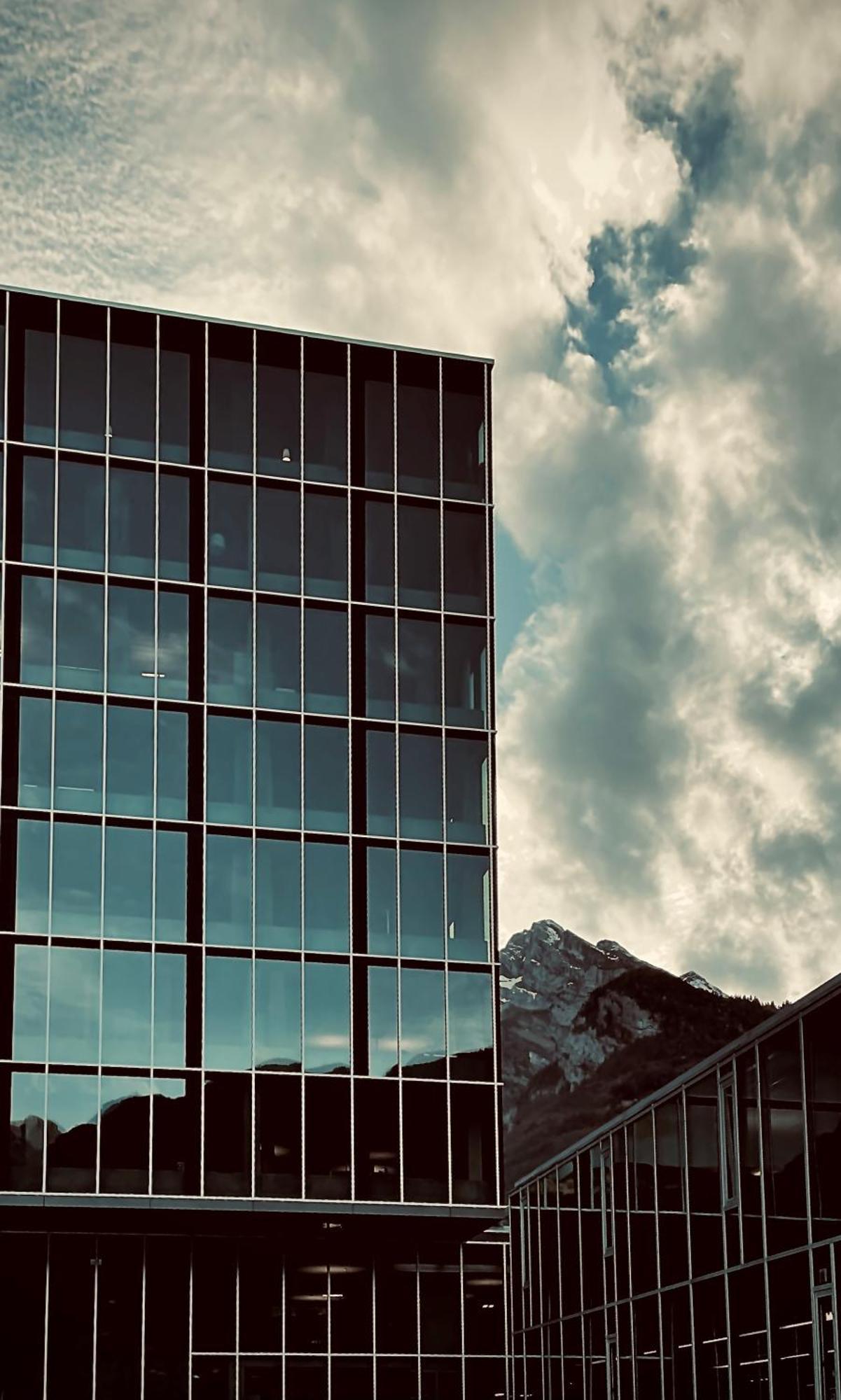 ホテル 54 Hochgenuss Schattdorf エクステリア 写真